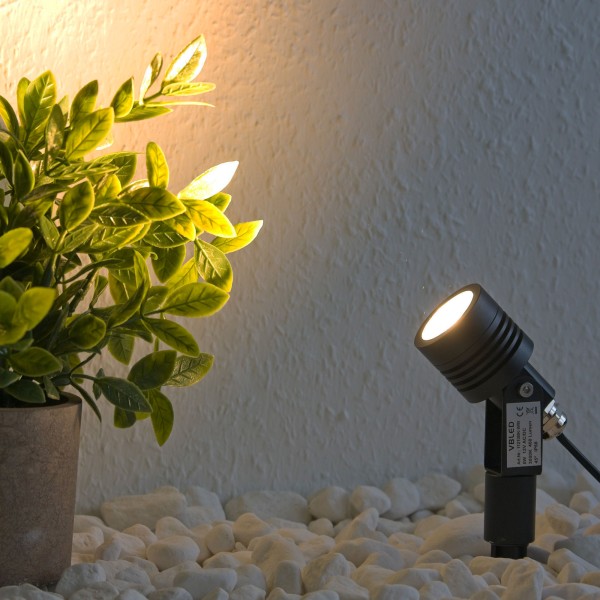 6W LED Gartenstrahler "Cypress" Warmweiss 12V IP68 schwarz